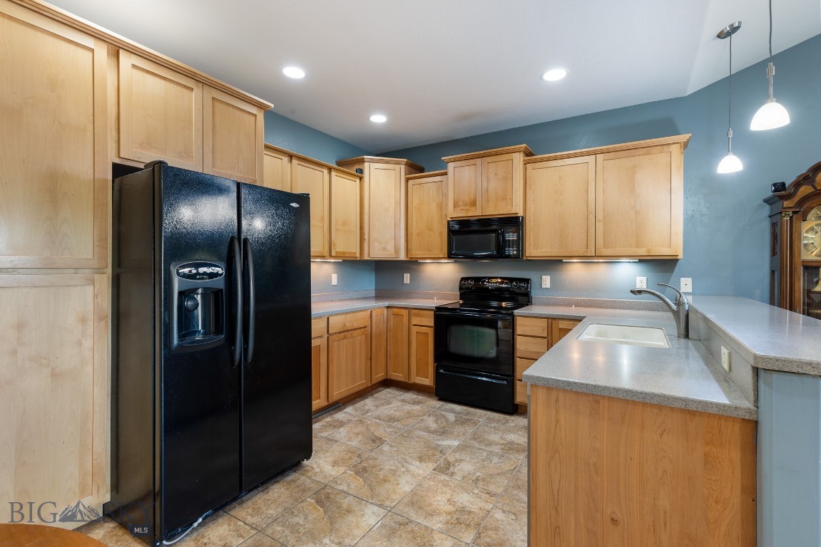 Bozeman, Montana, 59718, United States, 4 Bedrooms Bedrooms, ,2 BathroomsBathrooms,Residential,For Sale,1867489