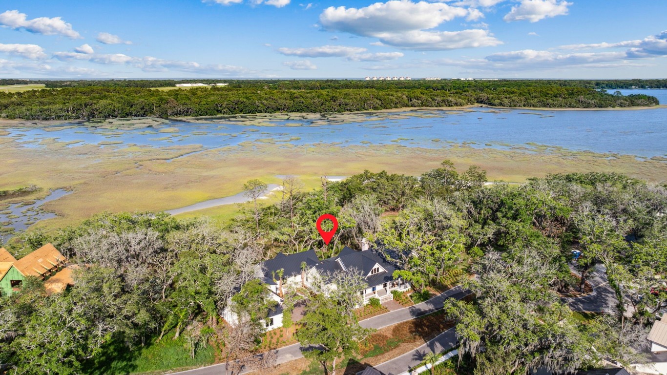 Fernandina Beach, Florida, 32034, United States, 5 Bedrooms Bedrooms, ,4 BathroomsBathrooms,Residential,For Sale,1825934