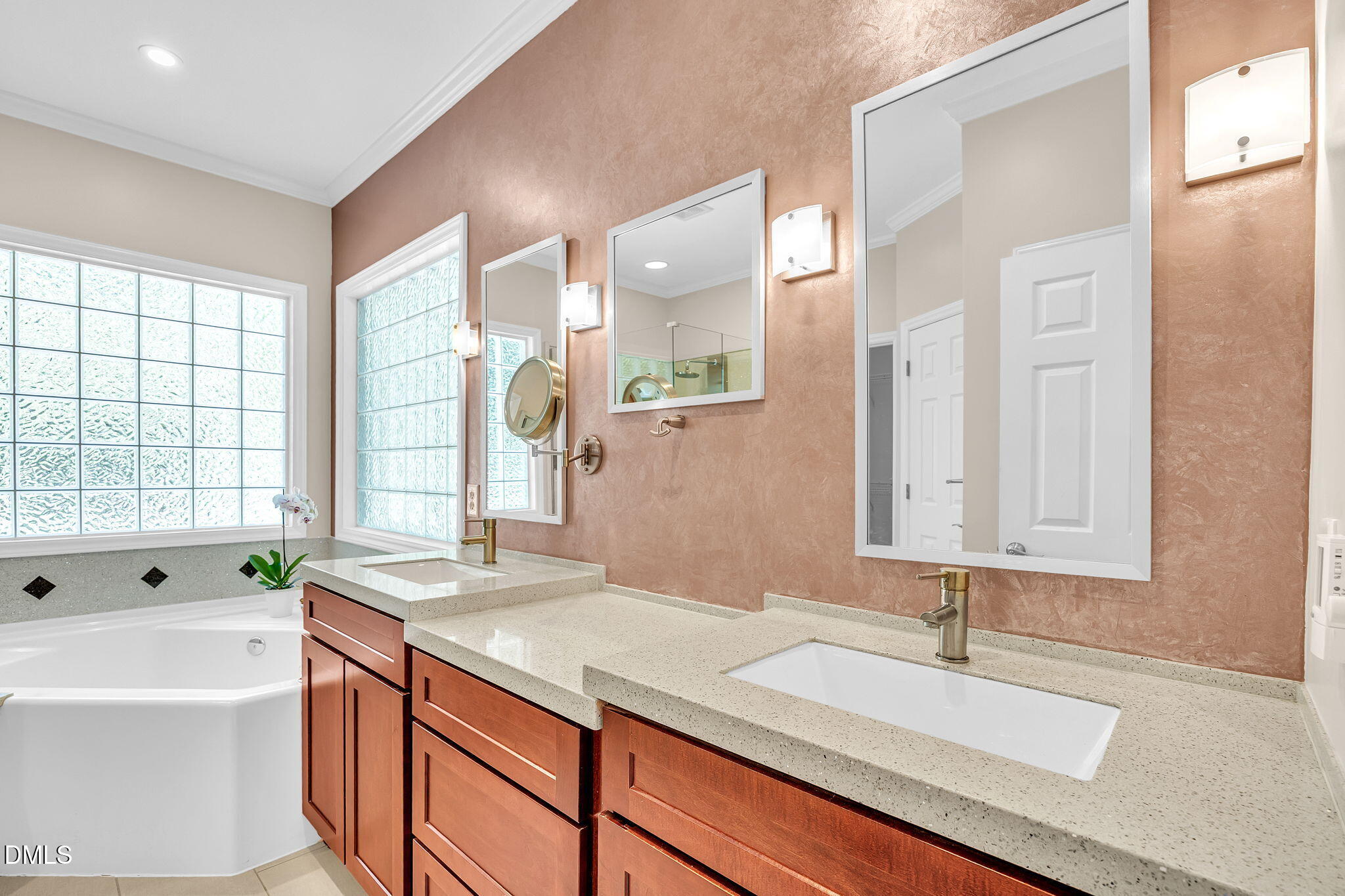 Durham, North Carolina, 27712, United States, 5 Bedrooms Bedrooms, ,3 BathroomsBathrooms,Residential,For Sale,1980310