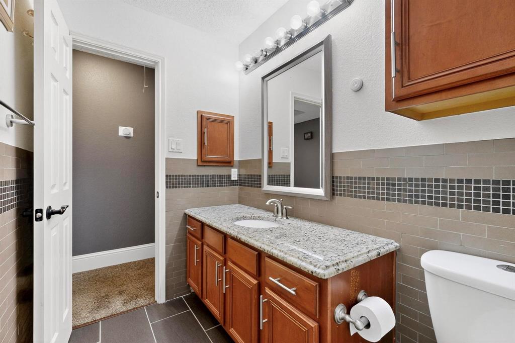 Talty, Texas, 75160, United States, 4 Bedrooms Bedrooms, ,3 BathroomsBathrooms,Residential,For Sale,1981914