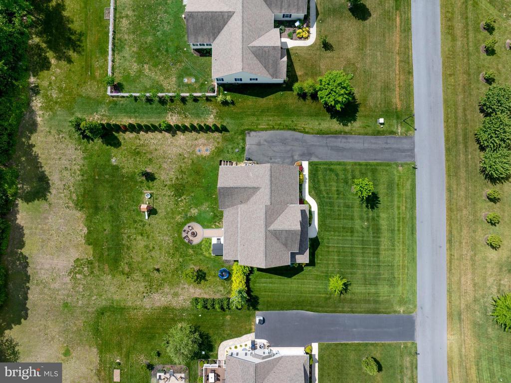 Milton, Delaware, 19968, United States, 4 Bedrooms Bedrooms, ,3 BathroomsBathrooms,Residential,For Sale,1804987