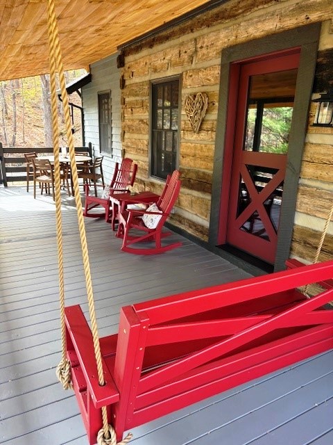 West Jefferson, North Carolina, 28694, United States, 2 Bedrooms Bedrooms, ,2 BathroomsBathrooms,Residential,For Sale,1986104