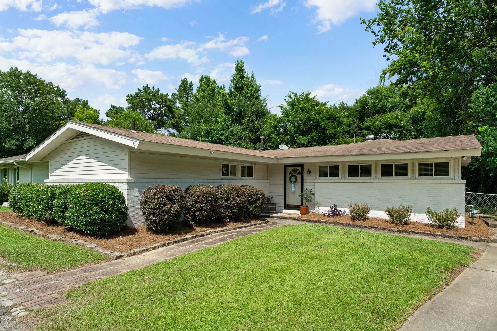 Elder St, Irondale, AL 35210
