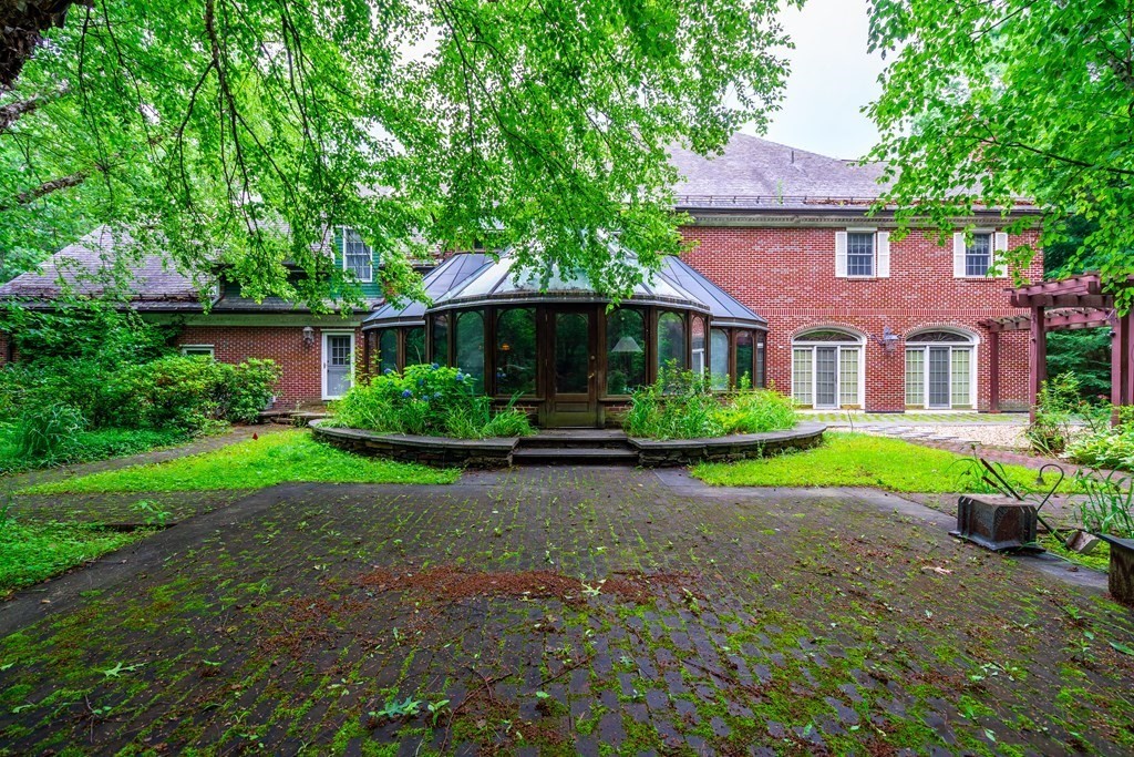 34 Bridle Path Way Way, Tyngsborough, Massachusetts, 01879, United States, 4 Bedrooms Bedrooms, ,4 BathroomsBathrooms,Residential,For Sale,34 Bridle Path Way Way,1009810