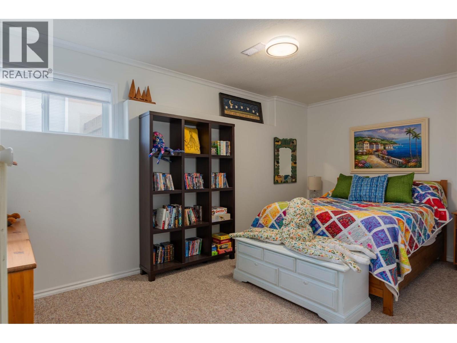 CASTLEGAR, British Columbia, V1N 3Z1, CA, 5 Bedrooms Bedrooms, ,3 BathroomsBathrooms,Residential,For Sale,1918005