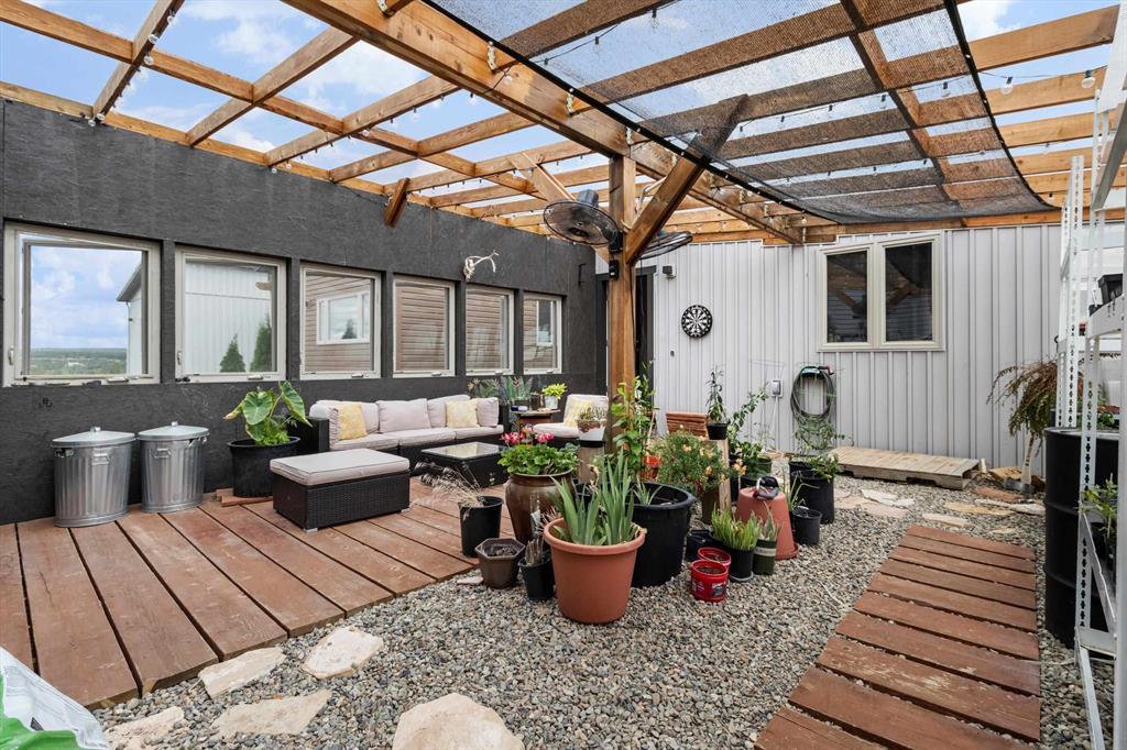 Mancos, Colorado, 81328, United States, 3 Bedrooms Bedrooms, ,2 BathroomsBathrooms,Residential,For Sale,1885408