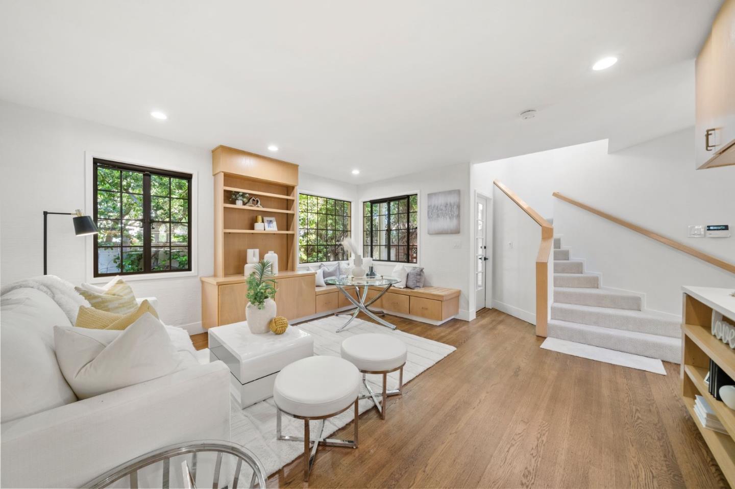 Palo Alto, California, 94301, United States, 4 Bedrooms Bedrooms, ,4 BathroomsBathrooms,Residential,For Sale,1837921