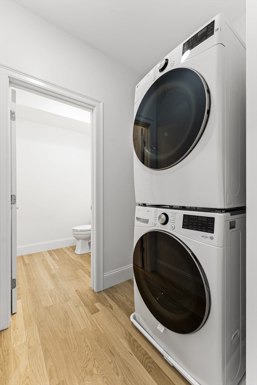 Marlborough, Massachusetts, 01752, United States, 2 Bedrooms Bedrooms, ,3 BathroomsBathrooms,Residential,For Sale,1997186