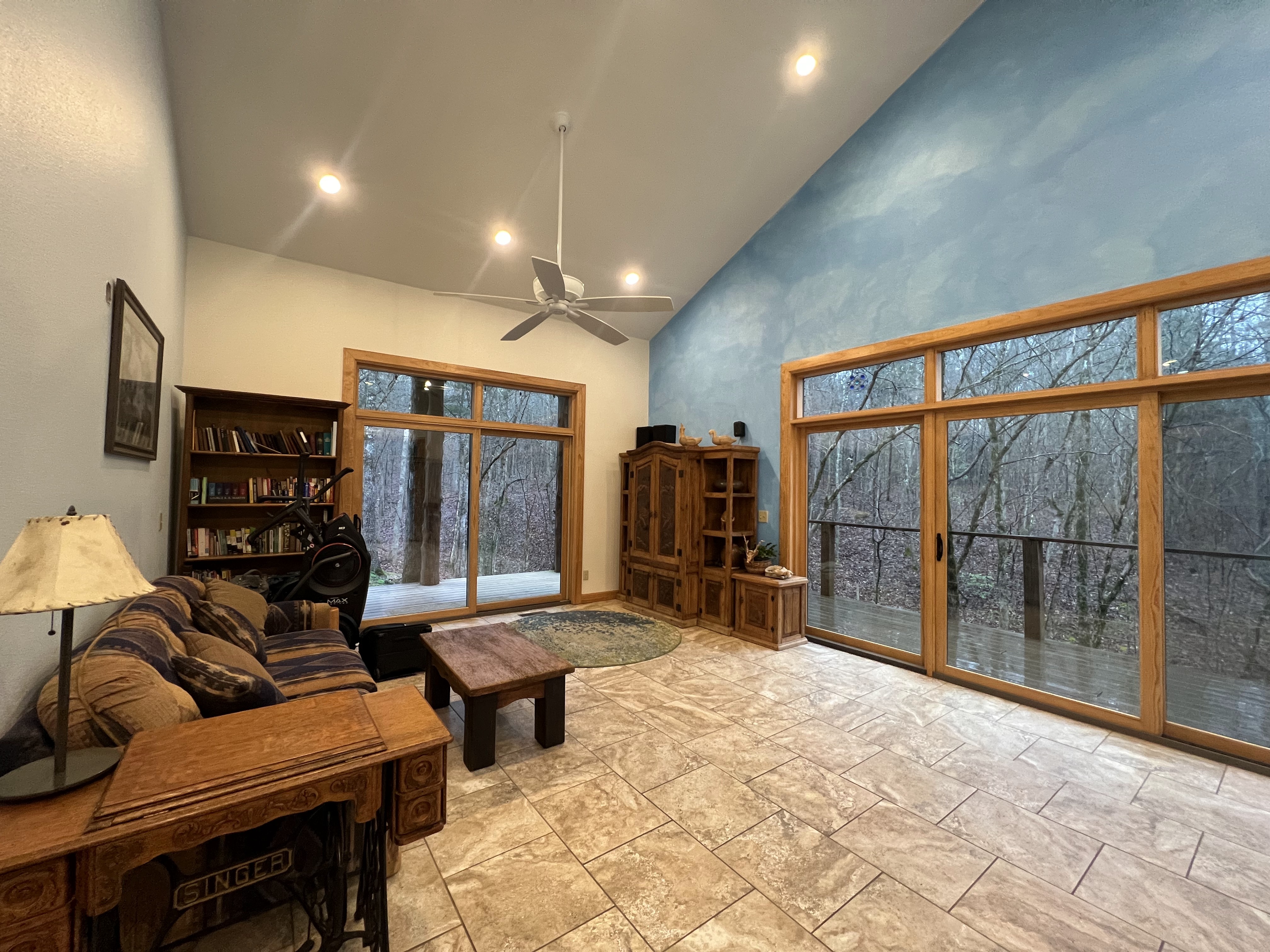 Mena, Arkansas, 71953, United States, 3 Bedrooms Bedrooms, ,3 BathroomsBathrooms,Residential,For Sale,1979119