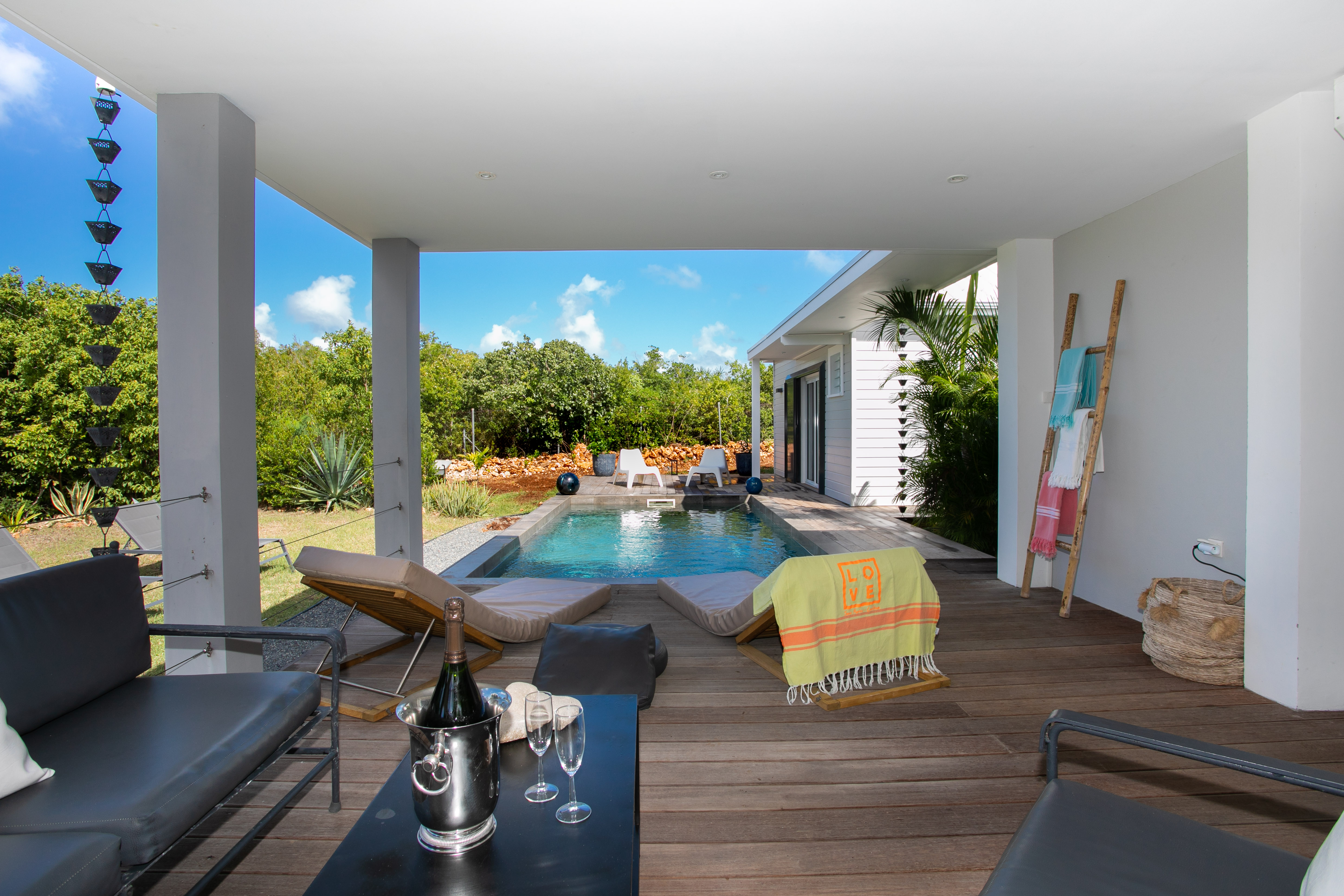  3 bedroom Villa with 2 bedroom Guesthouse - 物件實景
