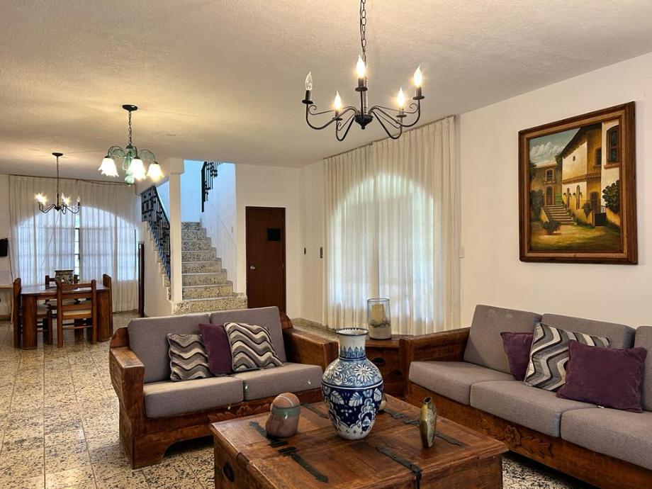 Linda Vista, Ixtlahuacán de los Membrillos, Jalisco, 45850, Mexico, 4 Bedrooms Bedrooms, ,2 BathroomsBathrooms,Residential,For Sale,Linda Vista,1619630
