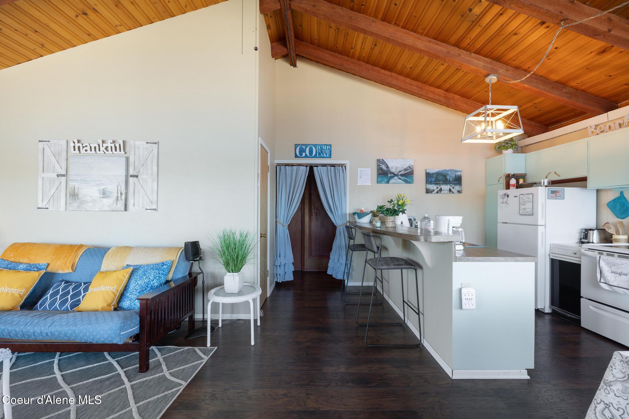 Harrison, Idaho, 83833, United States, 2 Bedrooms Bedrooms, ,Residential,For Sale,1955439