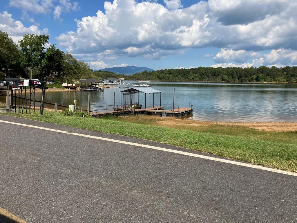 Young Harris, Georgia, 30582, United States, 3 Bedrooms Bedrooms, ,3 BathroomsBathrooms,Residential,For Sale,1974109