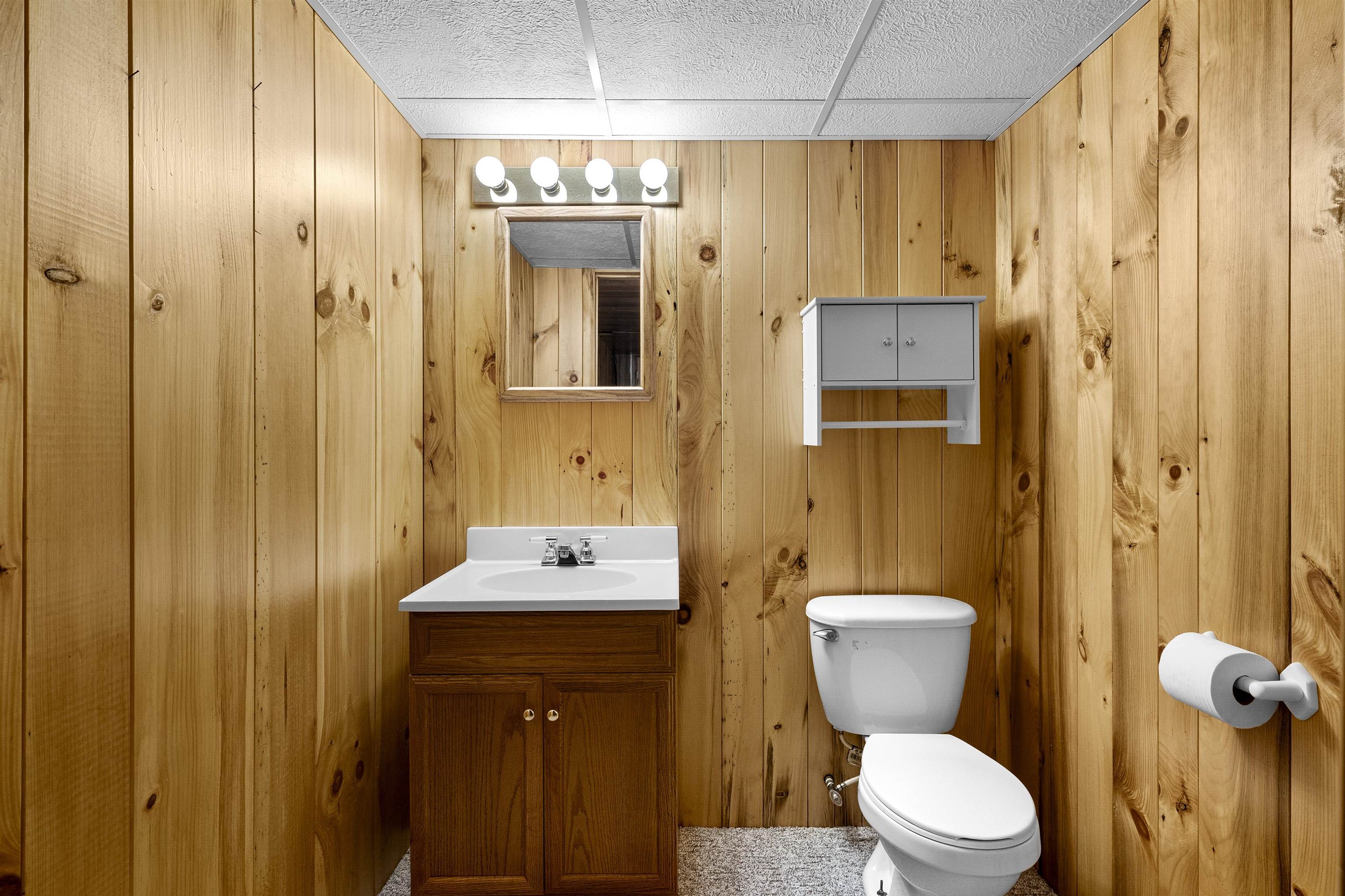 SUAMICO, Wisconsin, 54173, United States, 3 Bedrooms Bedrooms, ,4 BathroomsBathrooms,Residential,For Sale,1911099