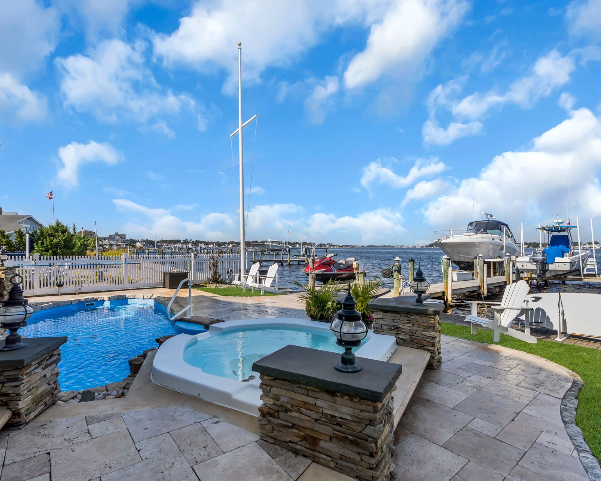  Finely Crafted Riverfront Luxury in Sandy Point - 物件實景