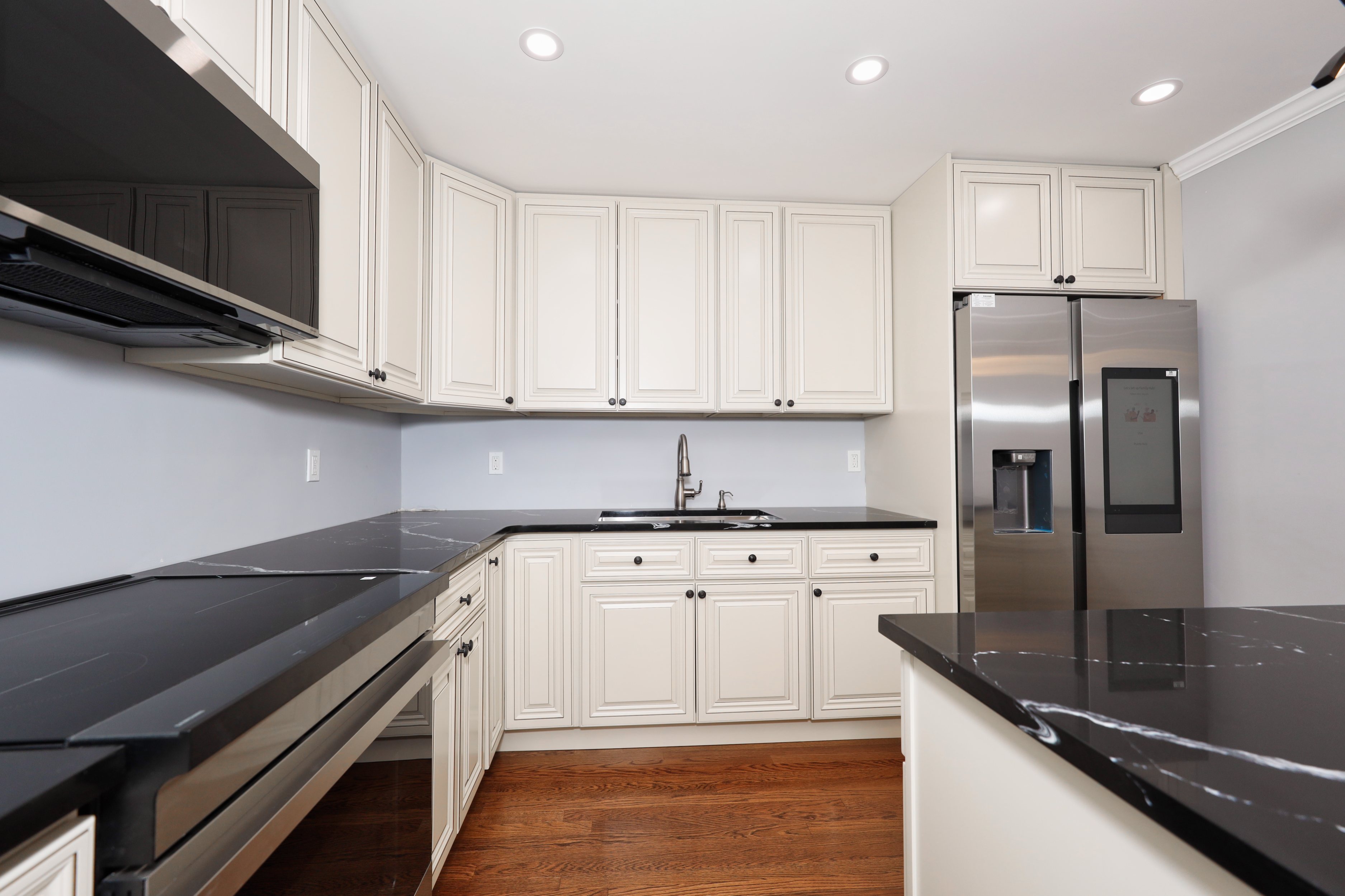 Bridgeport, Connecticut, 06606, United States, 5 Bedrooms Bedrooms, ,3 BathroomsBathrooms,Residential,For Sale,1930602