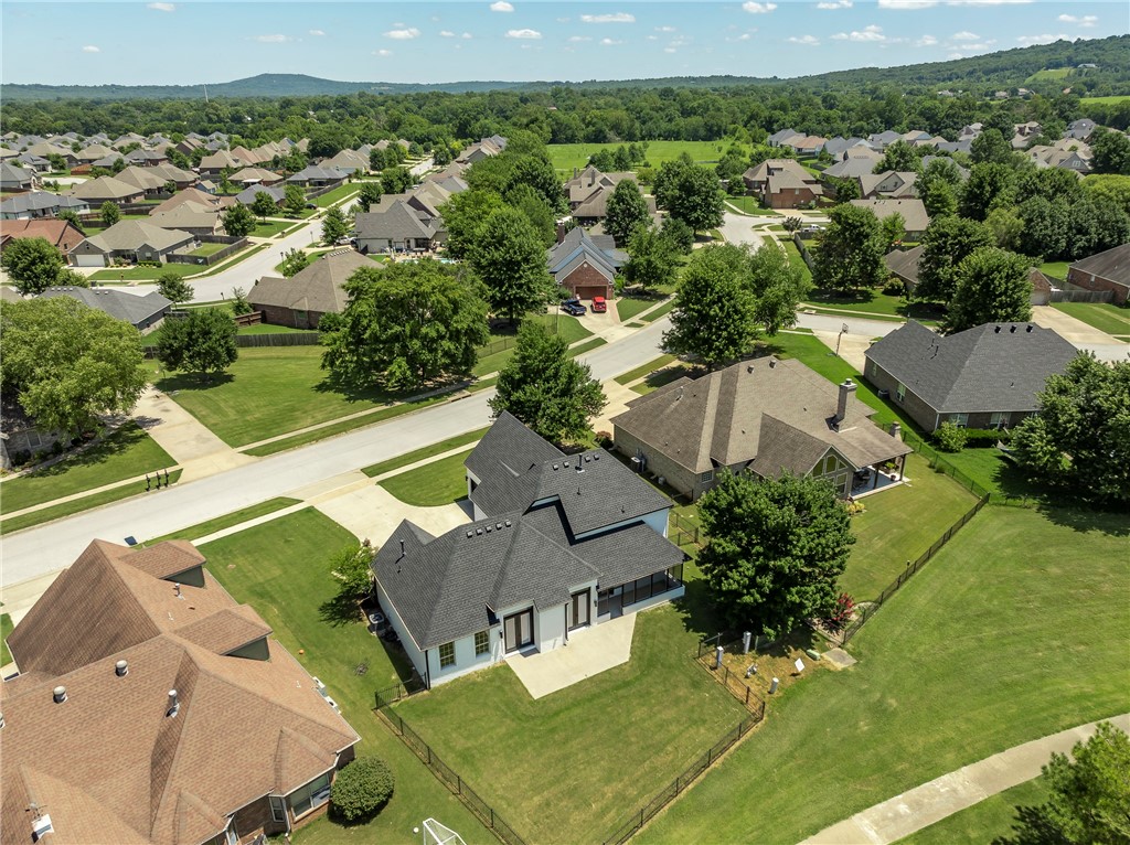 Fayetteville, Arkansas, 72701, United States, 4 Bedrooms Bedrooms, ,3 BathroomsBathrooms,Residential,For Sale,1907520