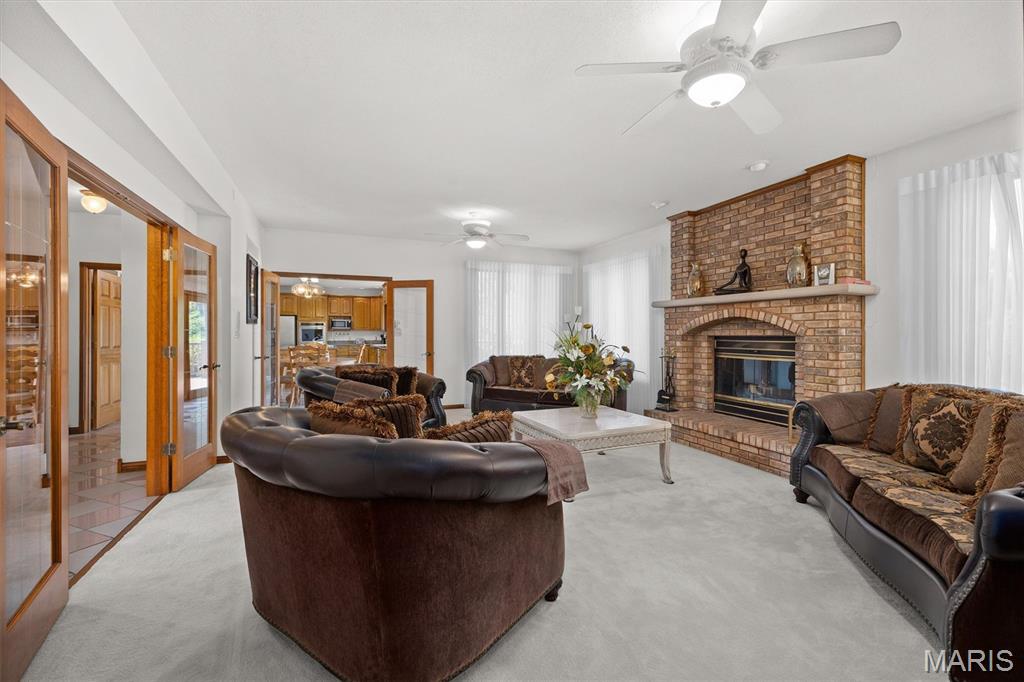 Shiloh, Illinois, 62221, United States, 5 Bedrooms Bedrooms, ,6 BathroomsBathrooms,Residential,For Sale,1890091