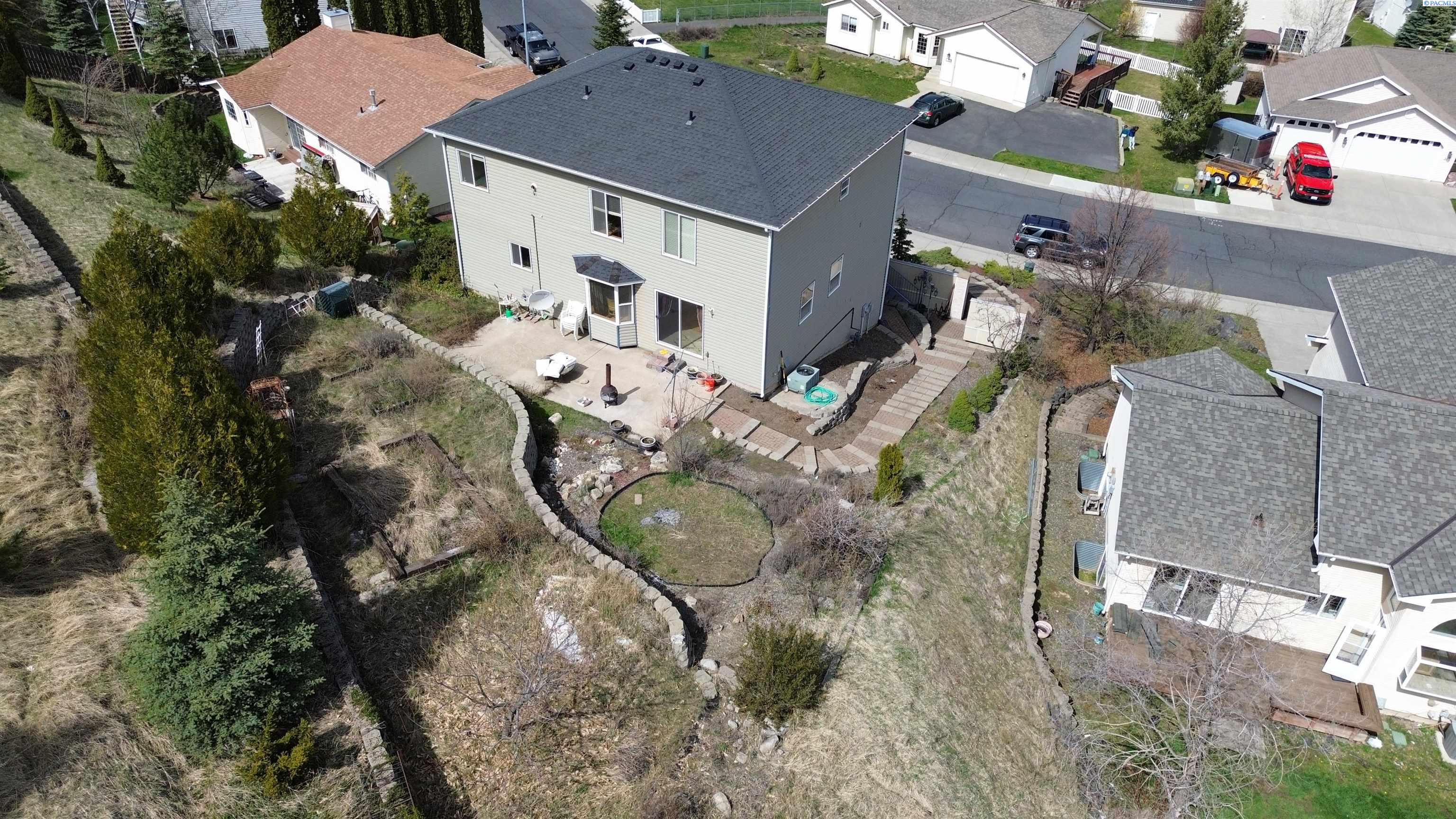 Pullman, Washington, 99163, United States, 4 Bedrooms Bedrooms, ,3 BathroomsBathrooms,Residential,For Sale,1777658