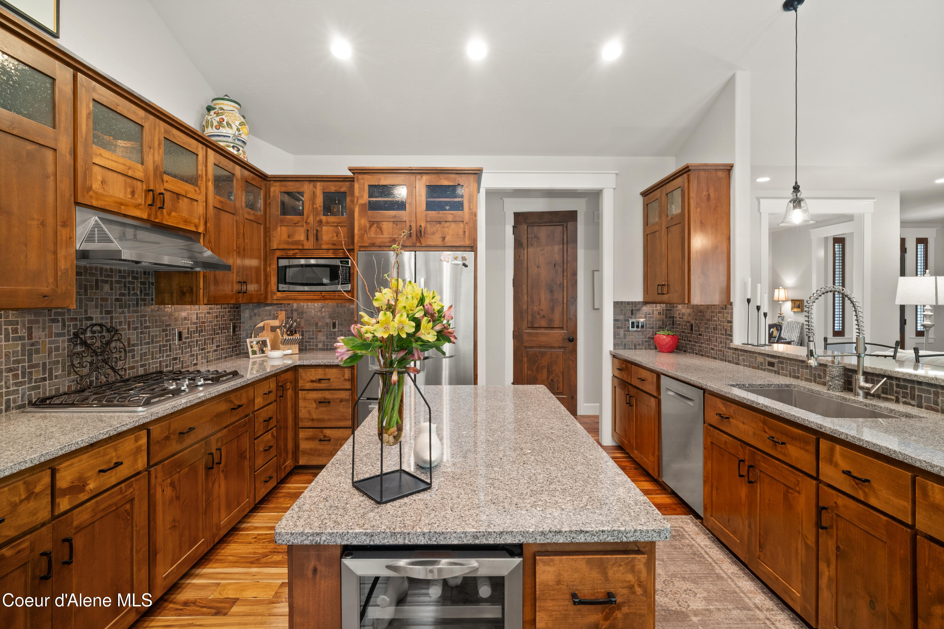 Coeur d'Alene, Idaho, 83815, United States, 5 Bedrooms Bedrooms, ,4 BathroomsBathrooms,Residential,For Sale,2048634