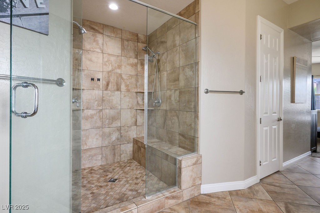 Henderson, Nevada, 89044, United States, 5 Bedrooms Bedrooms, ,5 BathroomsBathrooms,Residential,For Sale,2003253