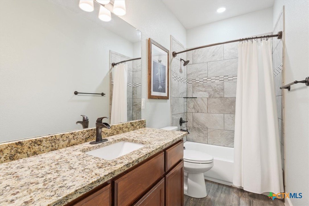 Salado, Texas, 76571, United States, 4 Bedrooms Bedrooms, ,3 BathroomsBathrooms,Residential,For Sale,1978571