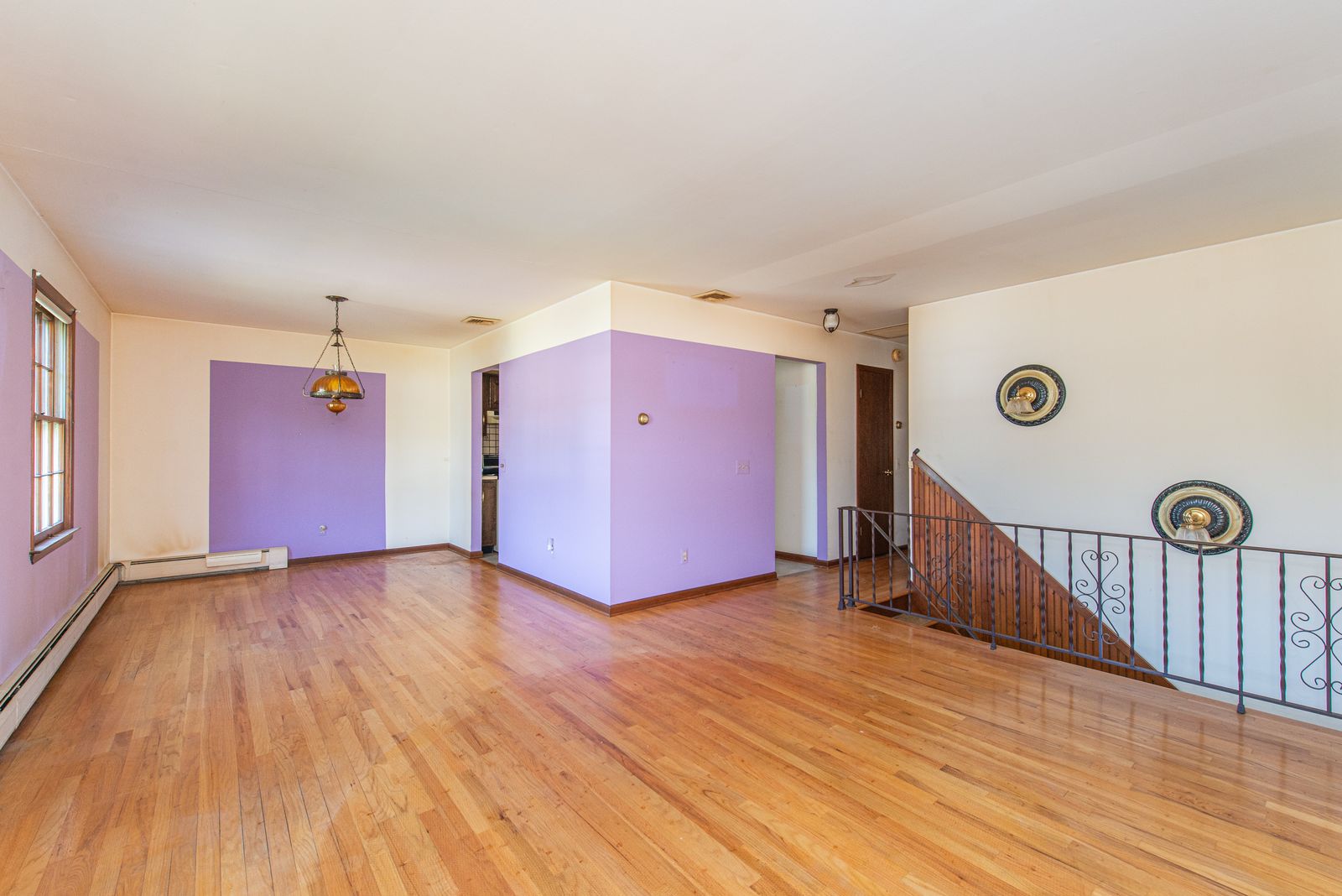 Fairfield, New Jersey, 07004, United States, 3 Bedrooms Bedrooms, ,2 BathroomsBathrooms,Residential,For Sale,1938096
