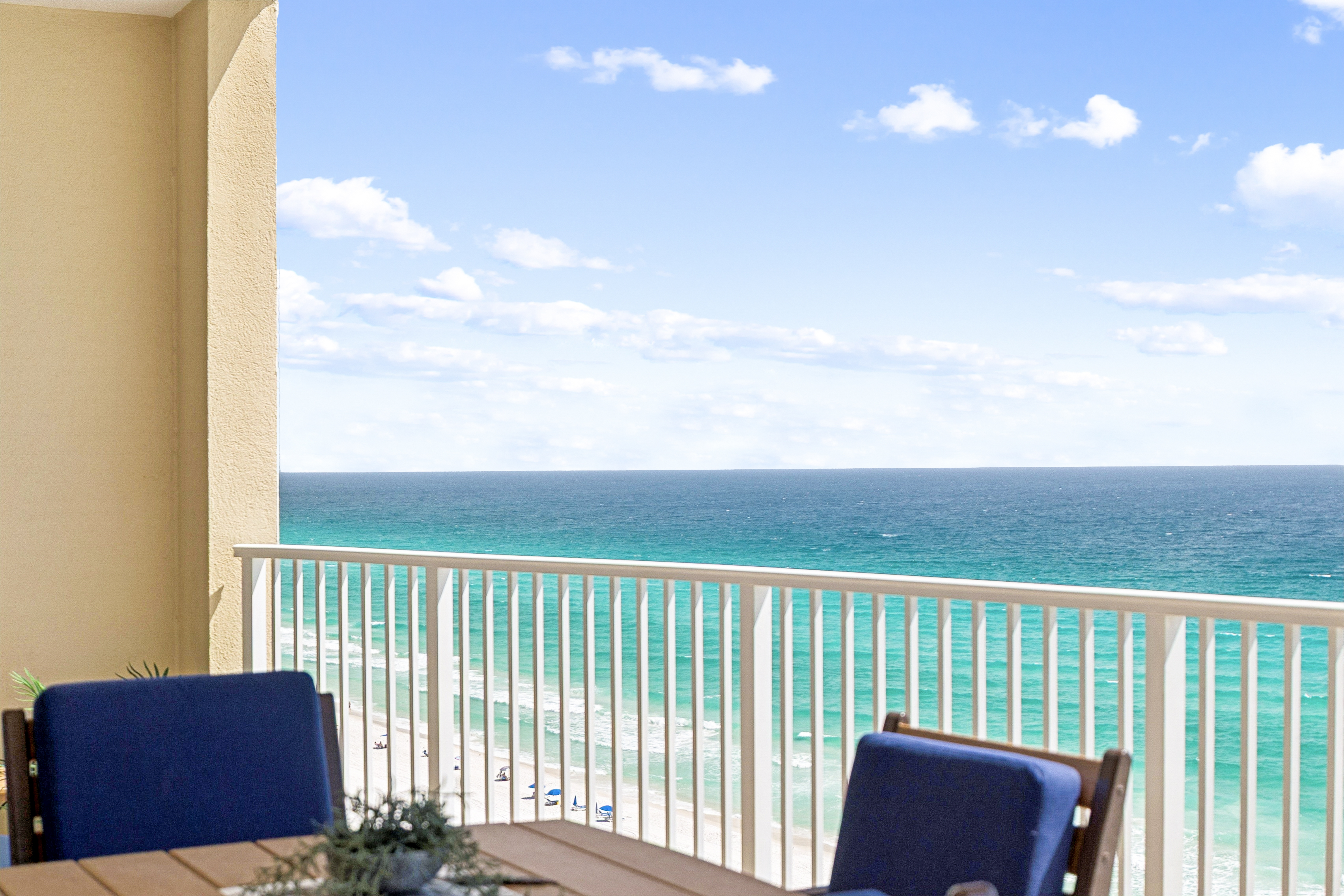  Fully Reimagined Gulf-Front Retreat with Private Oversized Balcony - 物件實景