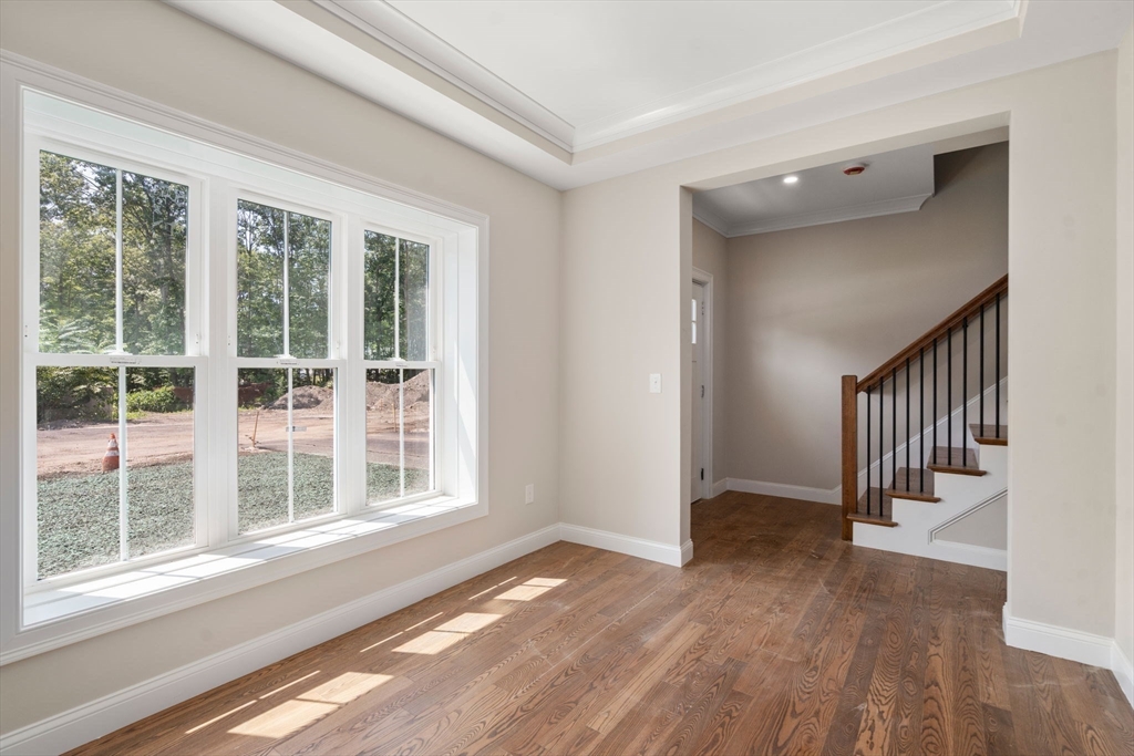 Worcester, Massachusetts, 01606, United States, 3 Bedrooms Bedrooms, ,3 BathroomsBathrooms,Residential,For Sale,1905878
