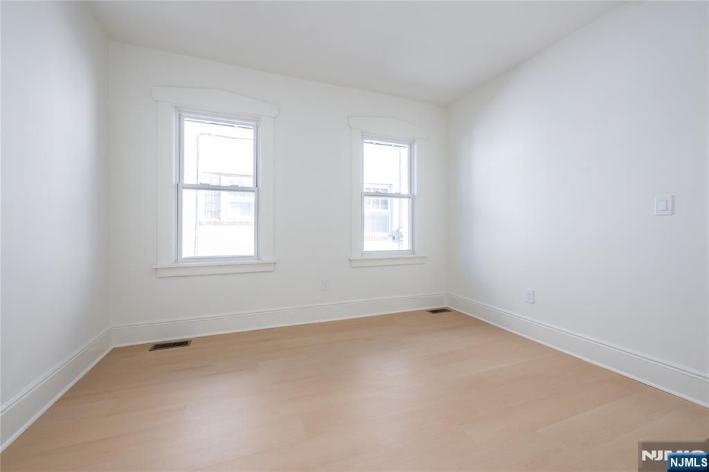 Clifton, New Jersey, 07011, United States, 4 Bedrooms Bedrooms, ,2 BathroomsBathrooms,Residential,For Sale,2003263