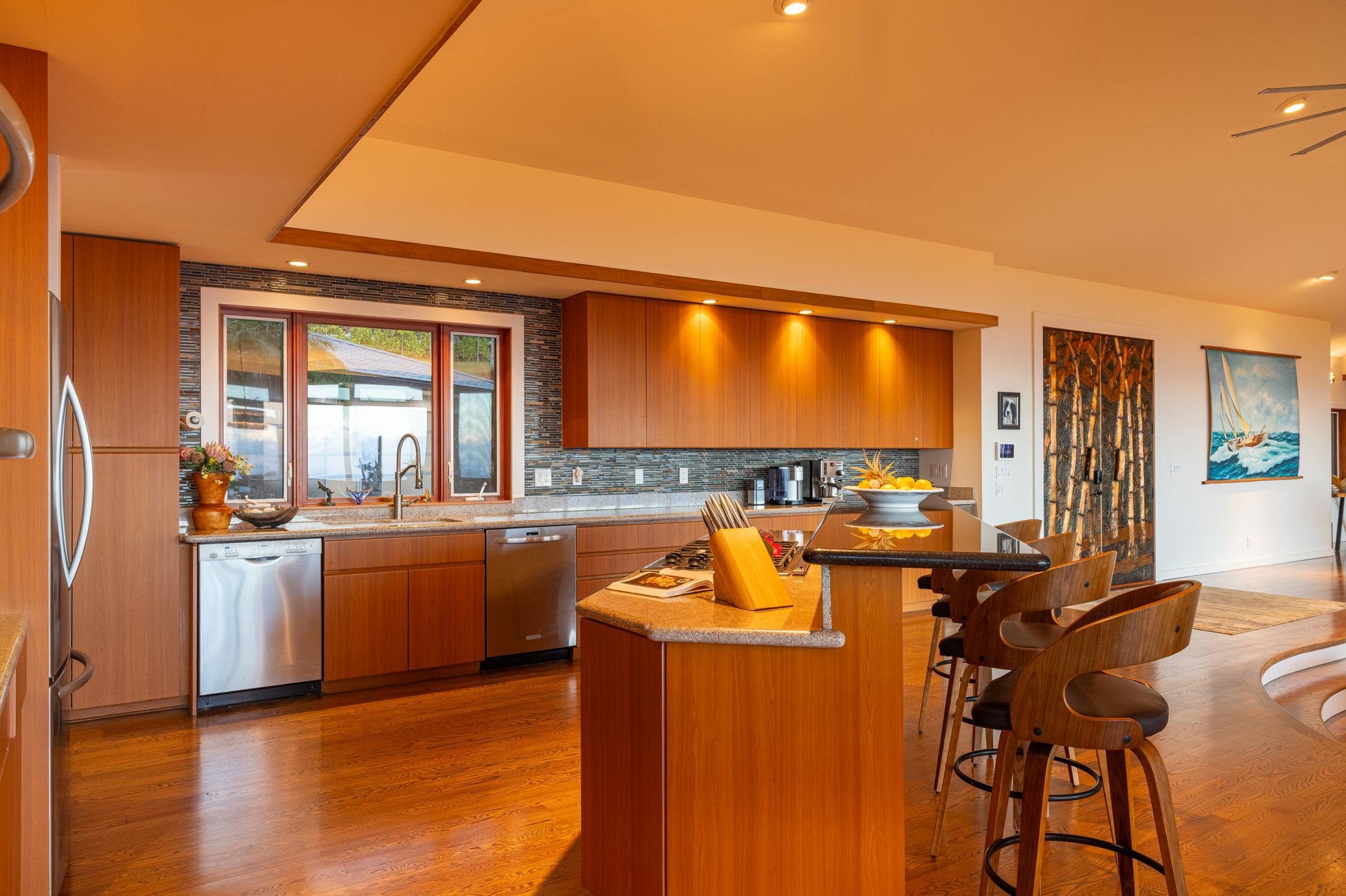 Wailuku, Hawaii, 96793, United States, 4 Bedrooms Bedrooms, ,6 BathroomsBathrooms,Residential,For Sale,1998194