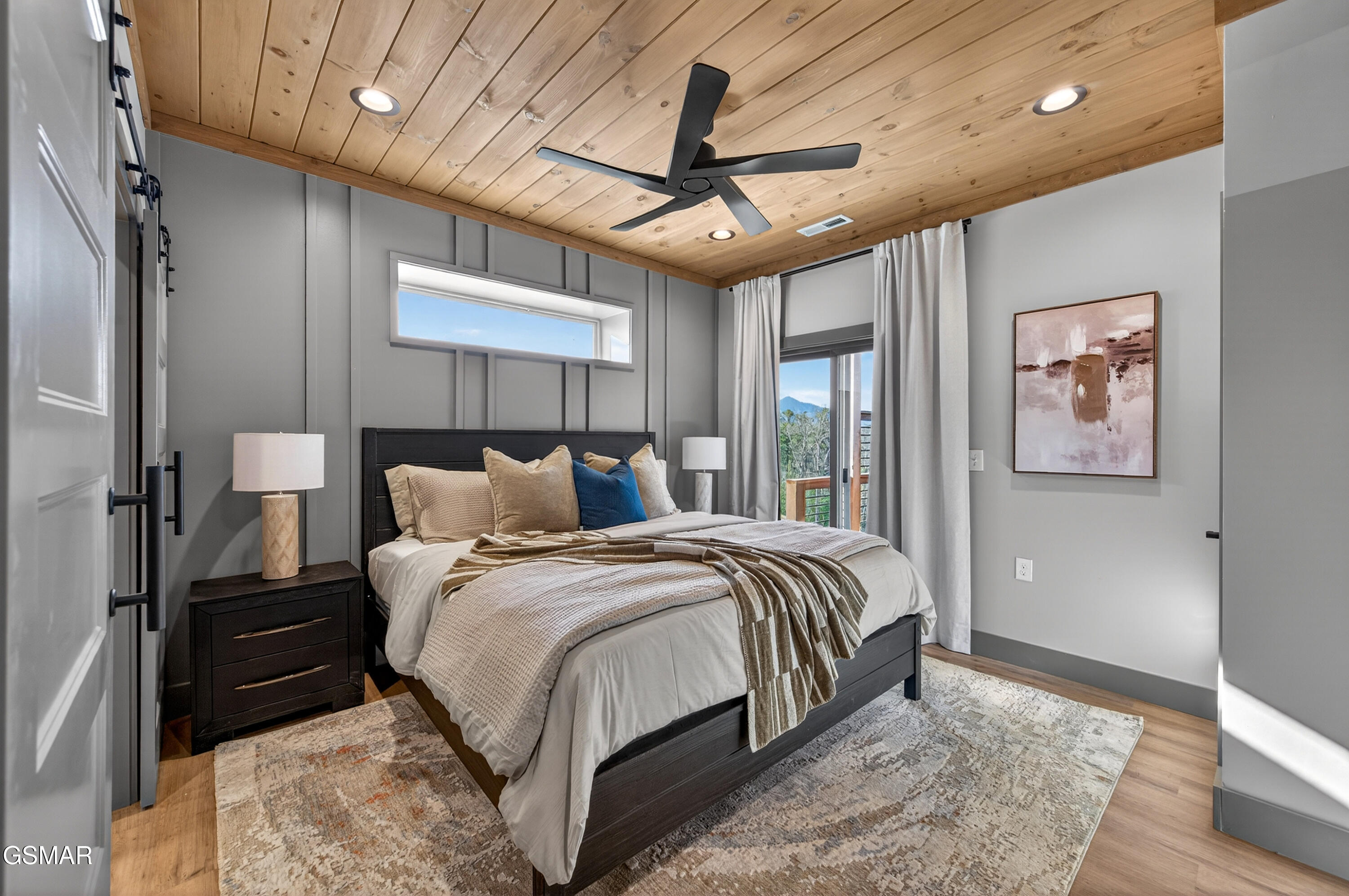 Sevierville, Tennessee, 37862, United States, 5 Bedrooms Bedrooms, ,7 BathroomsBathrooms,Residential,For Sale,2008149