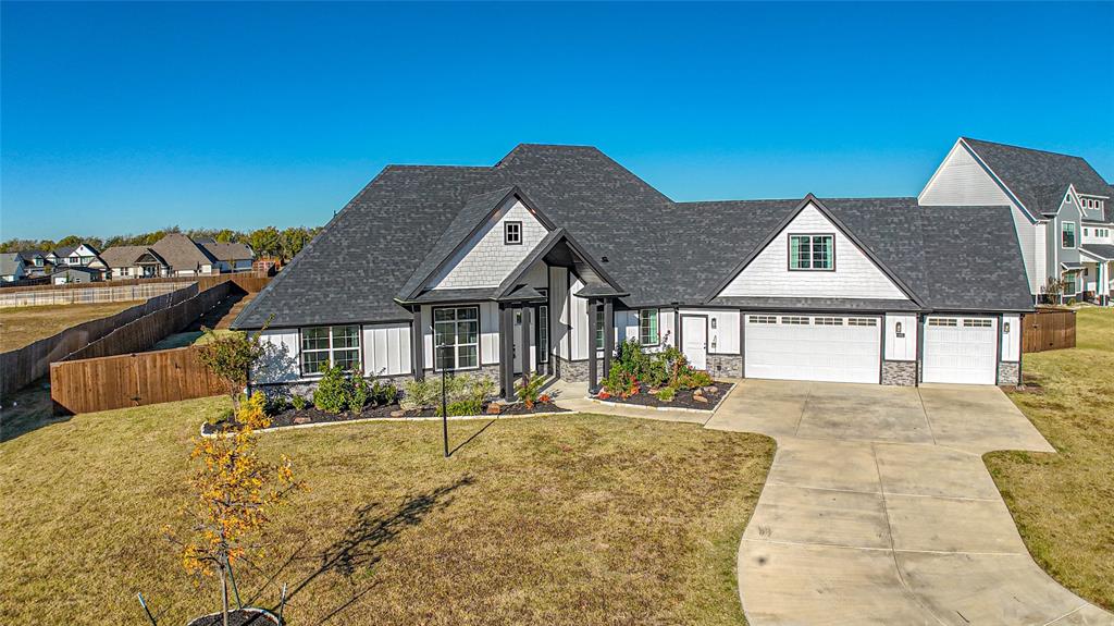 Nevada, Texas, 75173, United States, 3 Bedrooms Bedrooms, ,4 BathroomsBathrooms,Residential,For Sale,1987617