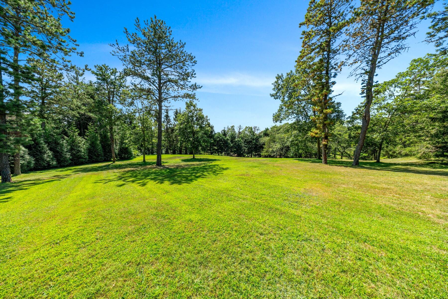  Private, Park-Like Estate in Southampton - 物件實景
