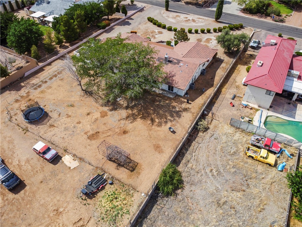 Kingman, Arizona, 86409, United States, 5 Bedrooms Bedrooms, ,1 BathroomBathrooms,Residential,For Sale,1891377