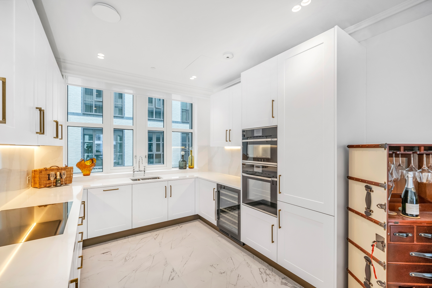  Elegant apartment with private terrace in exclusive, riverside Westminster - 物件實景