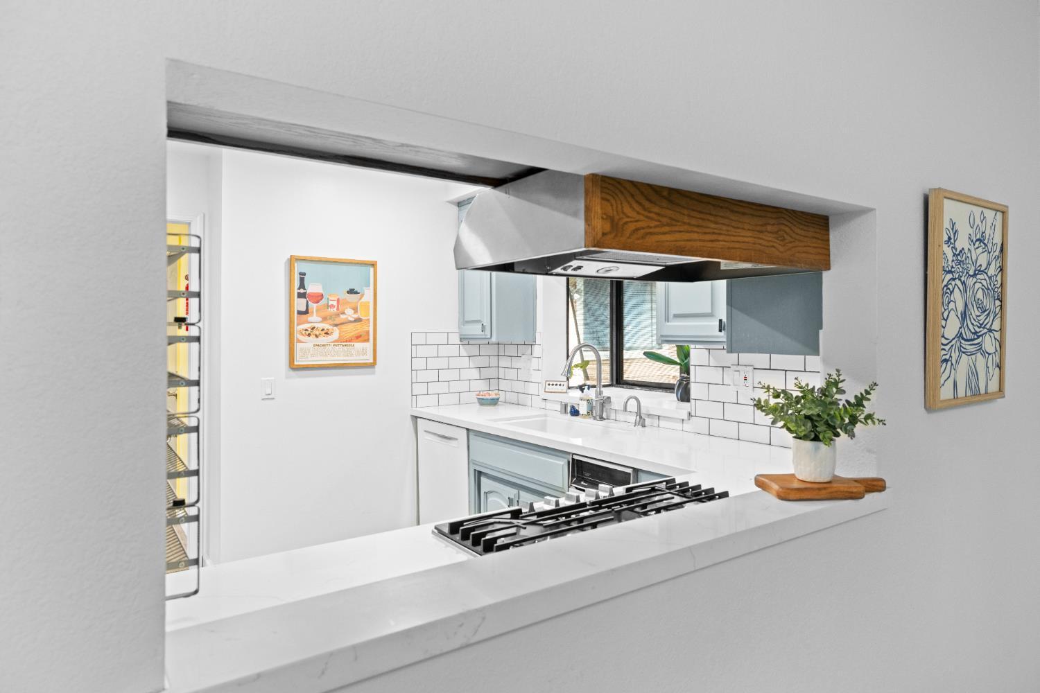 Grass Valley, California, 95949, United States, 3 Bedrooms Bedrooms, ,3 BathroomsBathrooms,Residential,For Sale,1992571