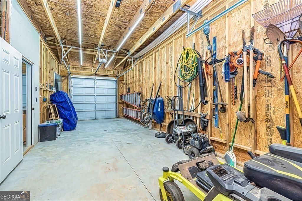 Williamson, Georgia, 30292, United States, 4 Bedrooms Bedrooms, ,4 BathroomsBathrooms,Residential,For Sale,1858935