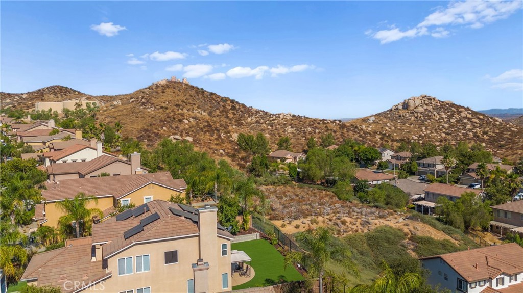 Lake Elsinore, California, 92532, United States, 5 Bedrooms Bedrooms, ,4 BathroomsBathrooms,Residential,For Sale,1989884