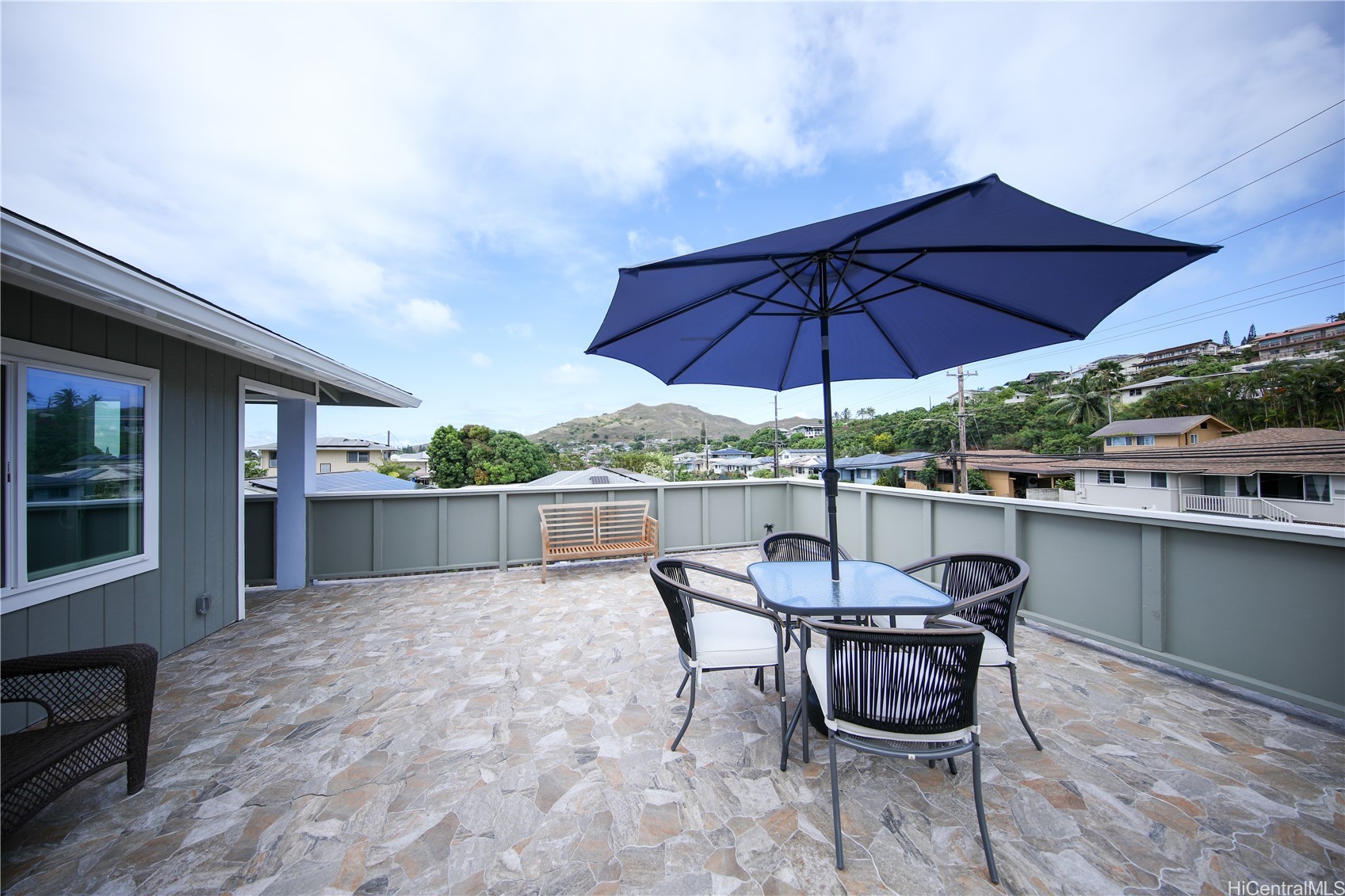 Kailua, Hawaii, 96734, United States, 7 Bedrooms Bedrooms, ,4 BathroomsBathrooms,Residential,For Sale,1846626