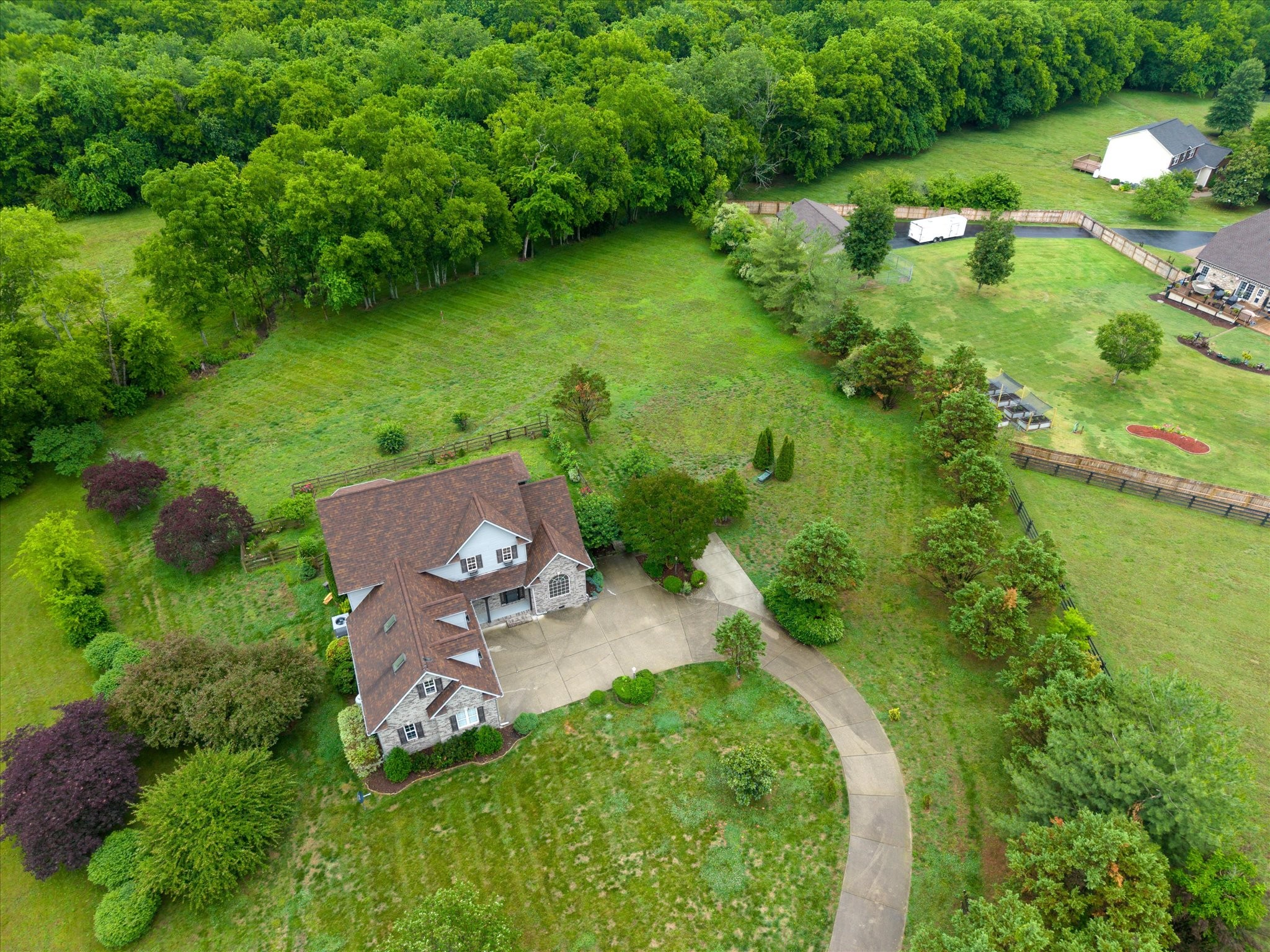 2216 Twin Peaks Ct, Spring Hill, TN, 37174 - 物件實景