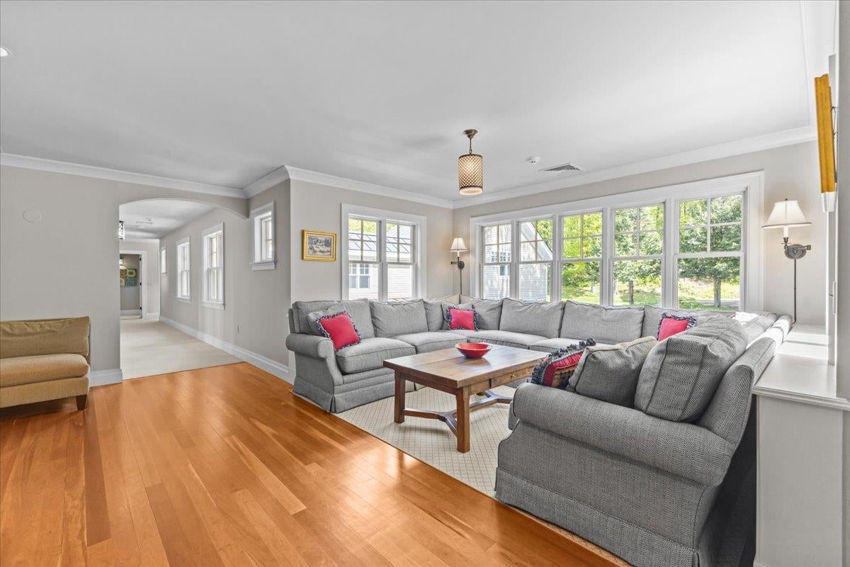 Stowe, Vermont, 05672, United States, 4 Bedrooms Bedrooms, ,6 BathroomsBathrooms,Residential,For Sale,1840116