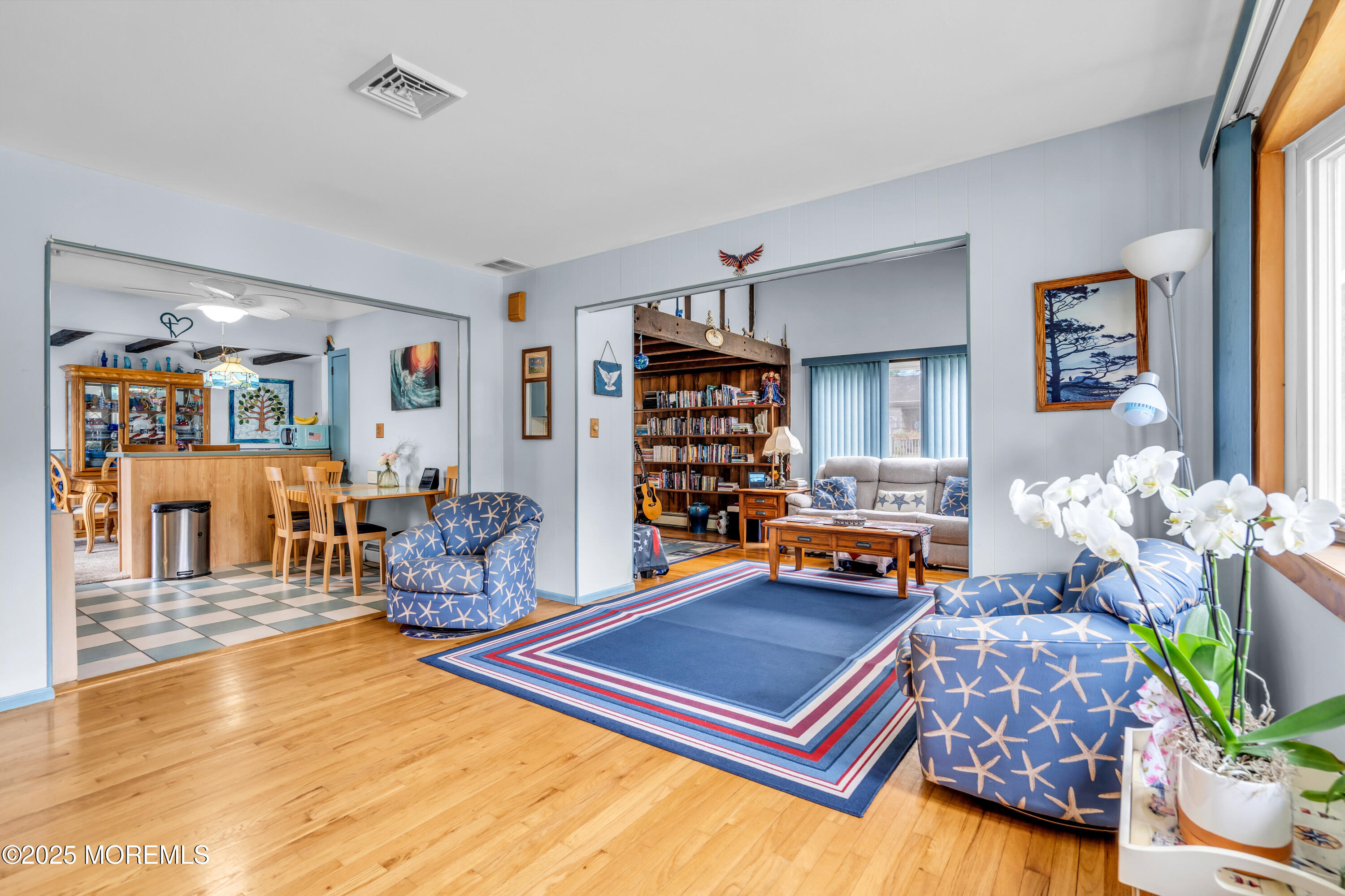 Beachwood, New Jersey, 08722, United States, 4 Bedrooms Bedrooms, ,2 BathroomsBathrooms,Residential,For Sale,1995476