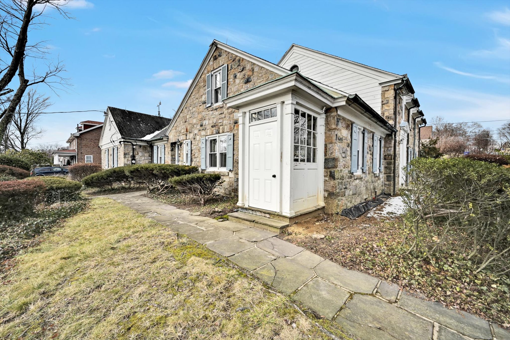 Reading, Pennsylvania, 19607, United States, 6 Bedrooms Bedrooms, ,3 BathroomsBathrooms,Residential,For Sale,2008158