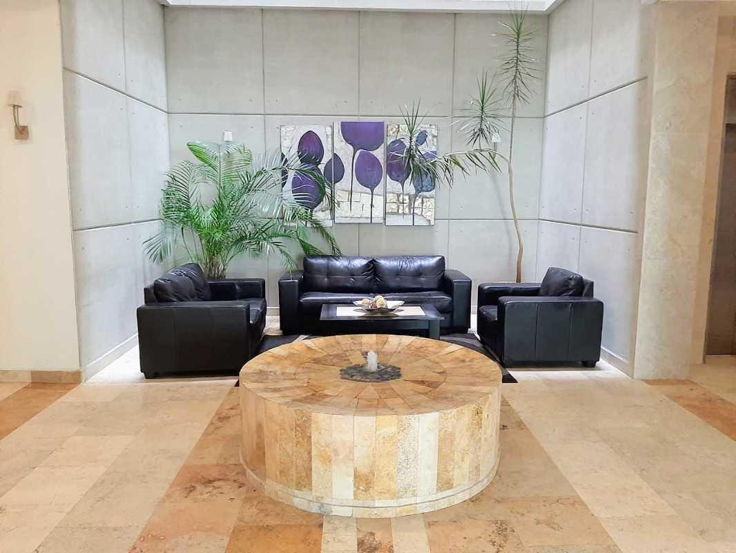 Av. Lomas Del Rio Oriente, Naucalpan de Juárez, Estado de México, 53800, Mexico, 3 Bedrooms Bedrooms, ,4 BathroomsBathrooms,Residential,For Sale,Av. Lomas Del Rio Oriente,1441597