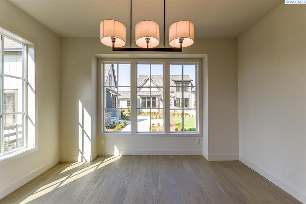 Pullman, Washington, 99163, United States, 4 Bedrooms Bedrooms, ,3 BathroomsBathrooms,Residential,For Sale,1794124
