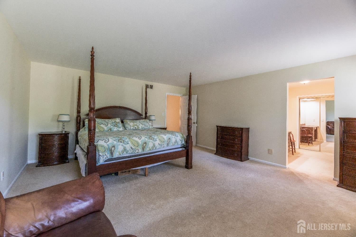 Edison, New Jersey, 08820, United States, 4 Bedrooms Bedrooms, ,3 BathroomsBathrooms,Residential,For Sale,1908022