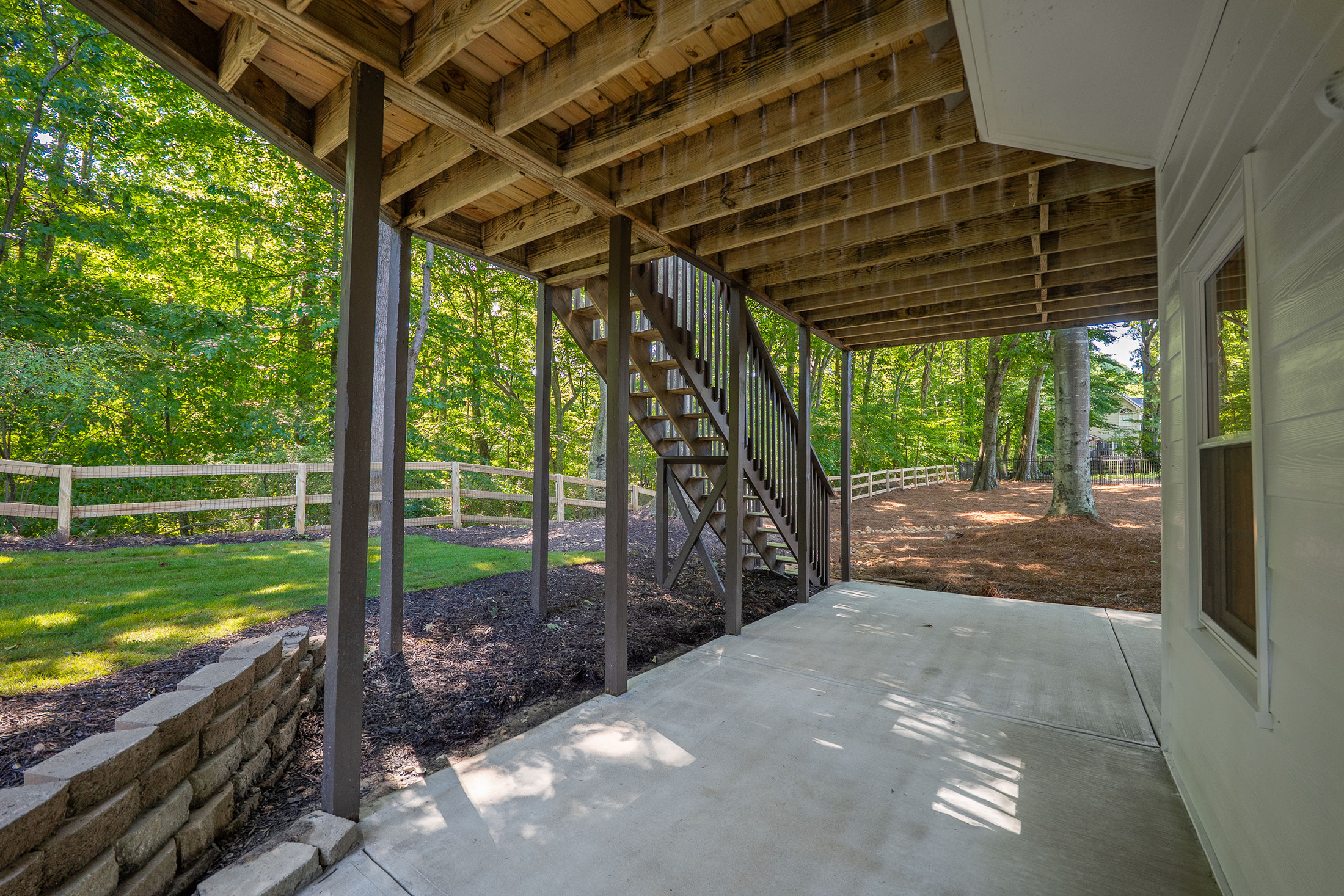  Beautifully Renovated Home on Quiet Cul-De-Sac in Sought-After Brierfield - 物件實景