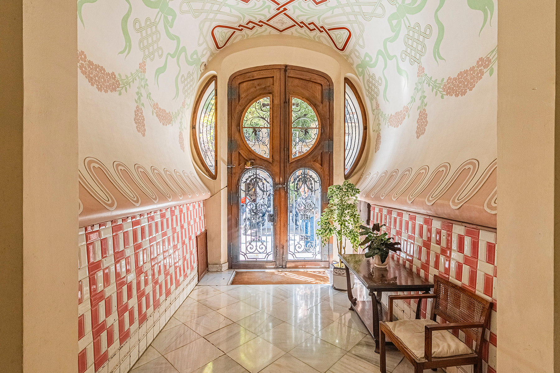  An architectural gem on Enric Granados  Trophy Asset - 物件實景