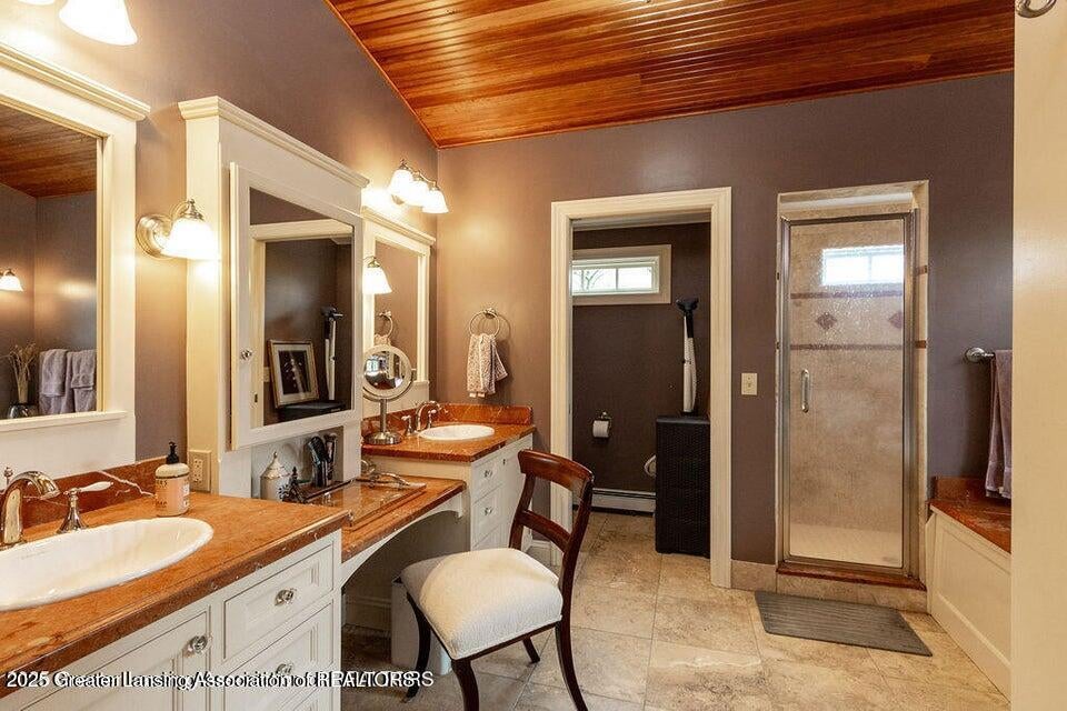 East Lansing, Michigan, 48823, United States, 6 Bedrooms Bedrooms, ,6 BathroomsBathrooms,Residential,For Sale,1992121